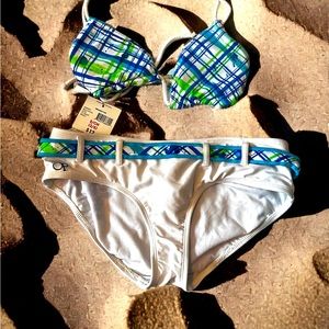 Brand new two piece bathing suit